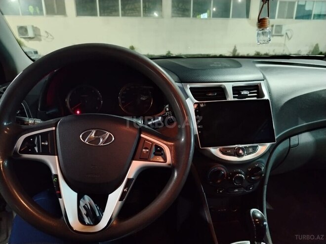 Hyundai Accent 2012, 220,000 km - 1.6 l - Bakı