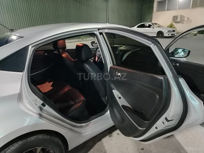 Hyundai Accent 2012, 220,000 km - 1.6 l - Bakı