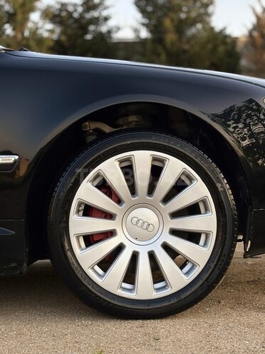 Audi A8 2005, 145,000 km - 4.2 l - Bakı