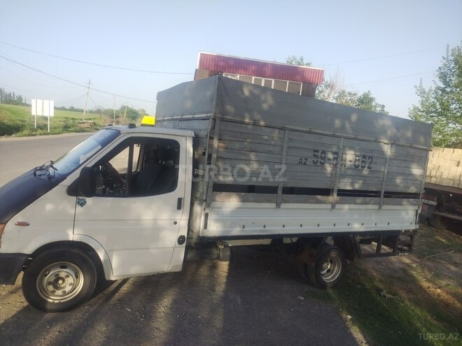 Ford Transit-2