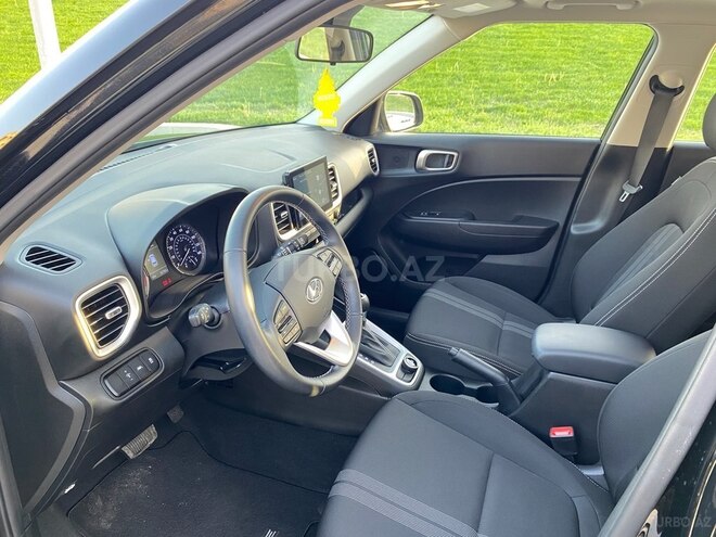 Hyundai Venue 2023, 22,000 km - 1.6 л - Bakı