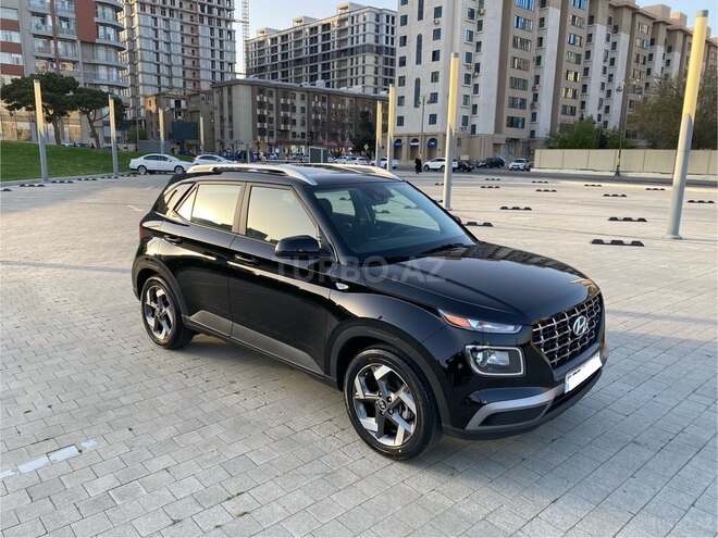 Hyundai Venue 2023, 22,000 km - 1.6 л - Bakı