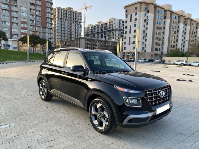 Hyundai Venue 2023, 22,000 km - 1.6 л - Bakı