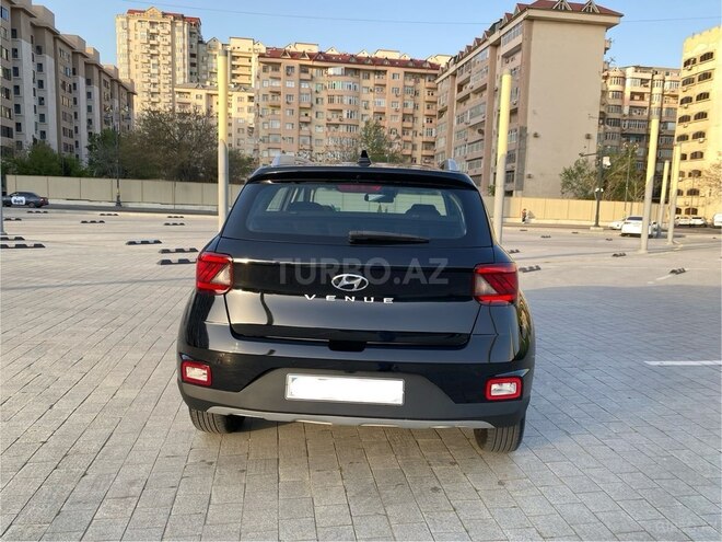 Hyundai Venue 2023, 22,000 km - 1.6 л - Bakı