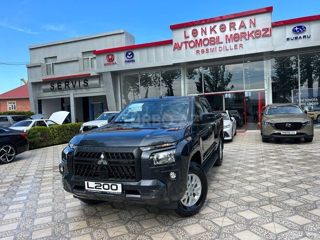 Mitsubishi L200-1