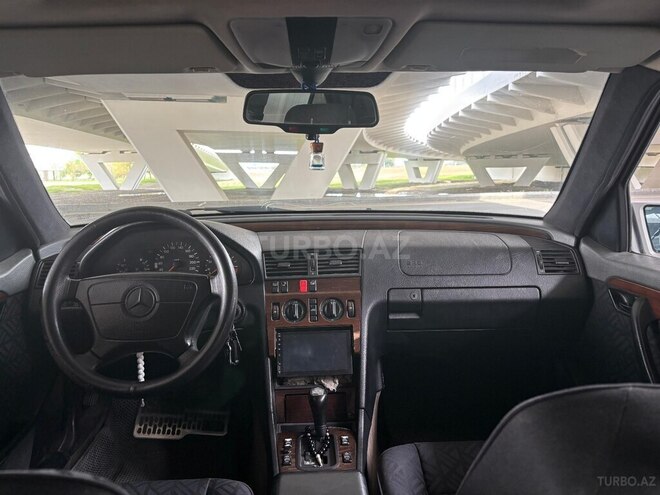 Mercedes C 200 1995, 188,000 km - 2.0 l - Bakı