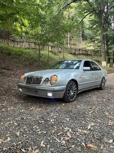 Mercedes E 230 1996, 421,000 km - 2.3 l - Şirvan