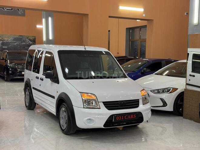 Ford Tourneo Connect 2010, 320,595 km - 1.8 л - Xırdalan