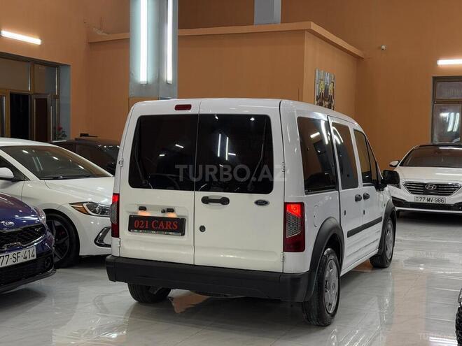 Ford Tourneo Connect 2010, 320,595 km - 1.8 л - Xırdalan