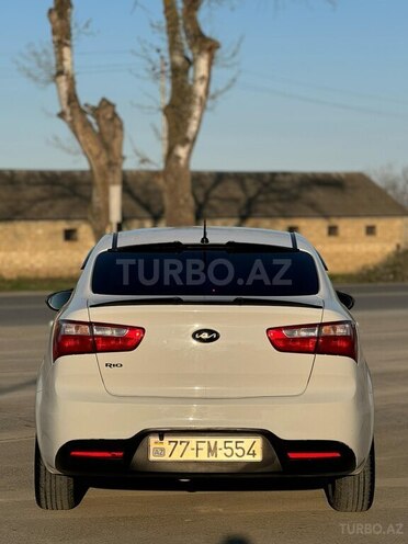 Kia Rio 2013, 279,600 km - 1.4 l - Quba