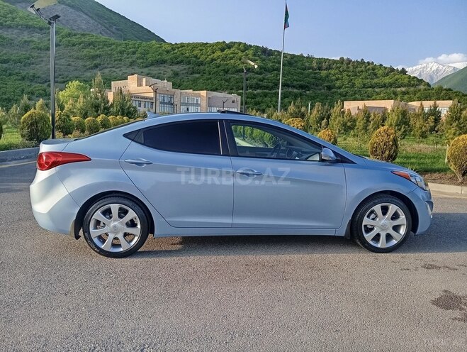 Hyundai Elantra 2012, 94,951 km - 1.8 l - Şəki