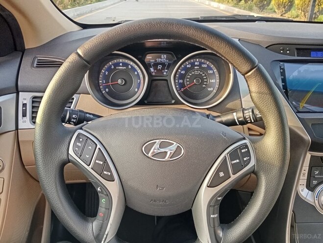 Hyundai Elantra 2012, 94,951 km - 1.8 l - Şəki