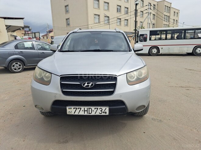Hyundai Santa Fe-1