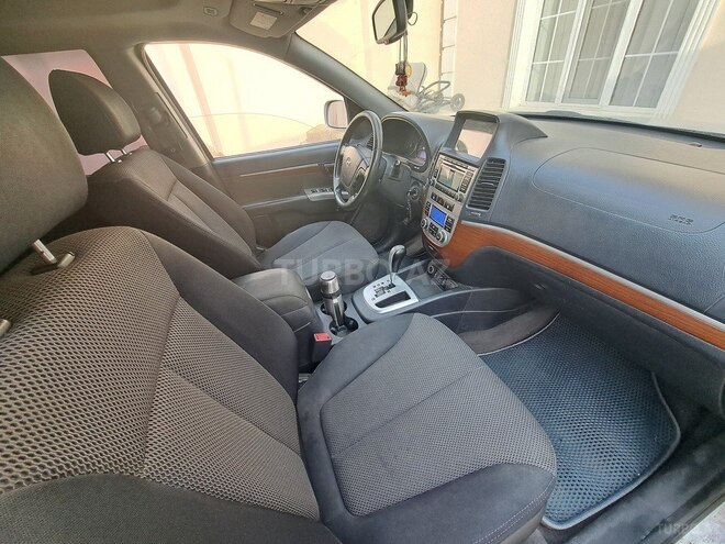 Hyundai Santa Fe-4