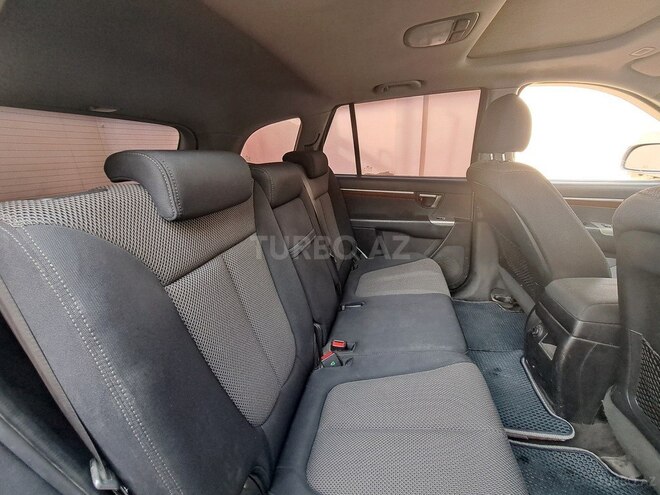Hyundai Santa Fe-7