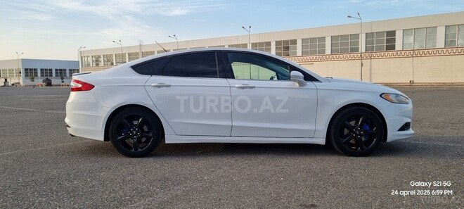 Ford Fusion (North America) 2012, 284,274 km - 1.6 л - Gəncə