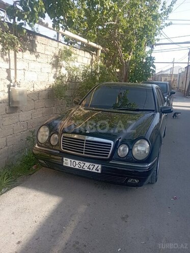 Mercedes E 320 1999, 20,035 km - 3.2 l - Bakı