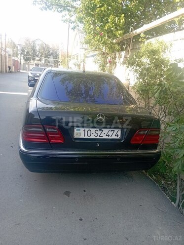Mercedes E 320 1999, 20,035 km - 3.2 l - Bakı