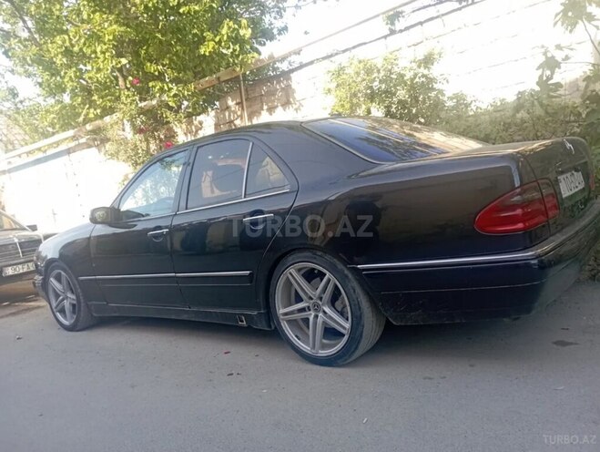 Mercedes E 320 1999, 20,035 km - 3.2 l - Bakı