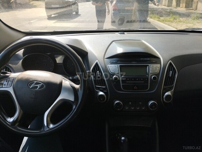 Hyundai ix35 2011, 332,000 km - 2.0 l - Bakı