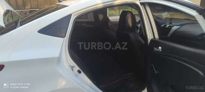 Hyundai Accent 2012, 253,000 km - 1.4 л - Bakı