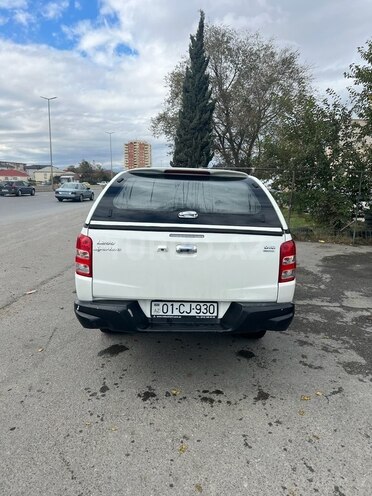 Mitsubishi L200 2015, 228,000 km - 2.5 л - Bakı