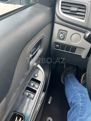 Mitsubishi L200 2015, 228,000 km - 2.5 л - Bakı