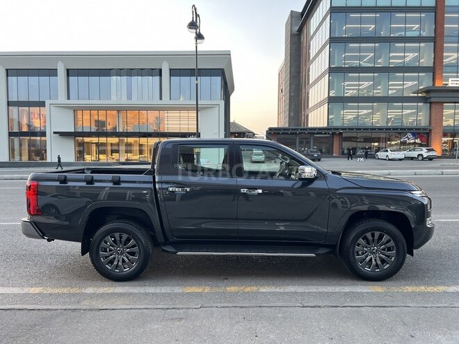 Mitsubishi L200-3