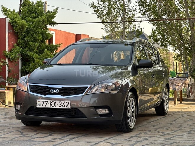 Kia Ceed 2010, 217,000 km - 1.6 л - Bakı