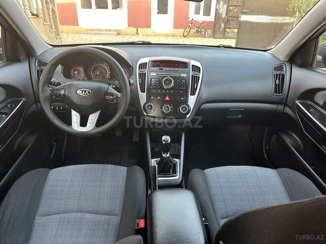Kia Ceed 2010, 217,000 km - 1.6 л - Bakı