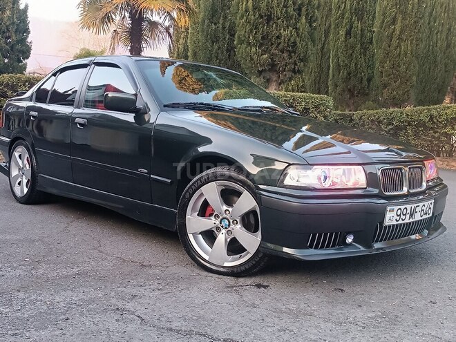 BMW 318 1996, 277,000 km - 1.8 l - Zaqatala