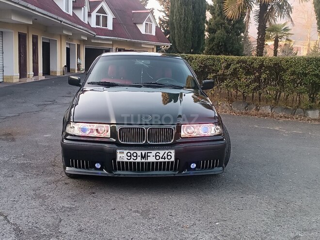 BMW 318 1996, 277,000 km - 1.8 l - Zaqatala
