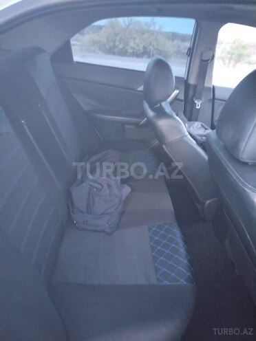 Kia Cerato 2011, 270,139 km - 1.6 l - Ucar