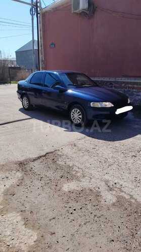 Opel Vectra 1996, 256,000 km - 1.6 l - Bakı