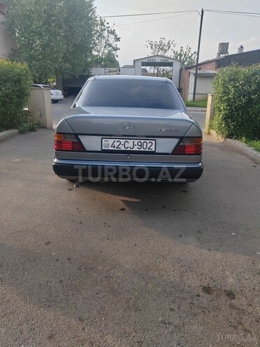 Mercedes E 200 1992, 300,000 km - 2.0 l - Cəlilabad