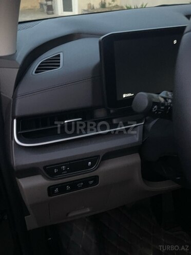 Kia Carnival 2024, 13,850 km - 1.6 l - Sumqayıt