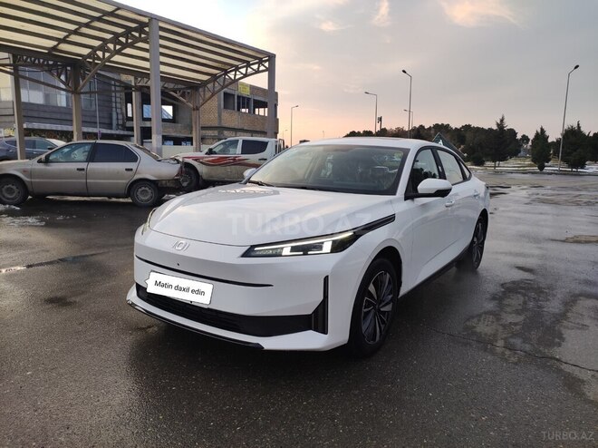 Changan Qiyuan A05 2025, 0 km - 1.5 л - Bakı