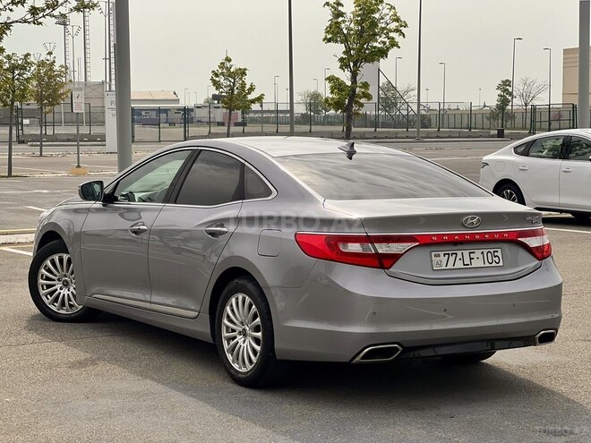 Hyundai Grandeur 2015, 220,145 km - 2.2 l - Bakı