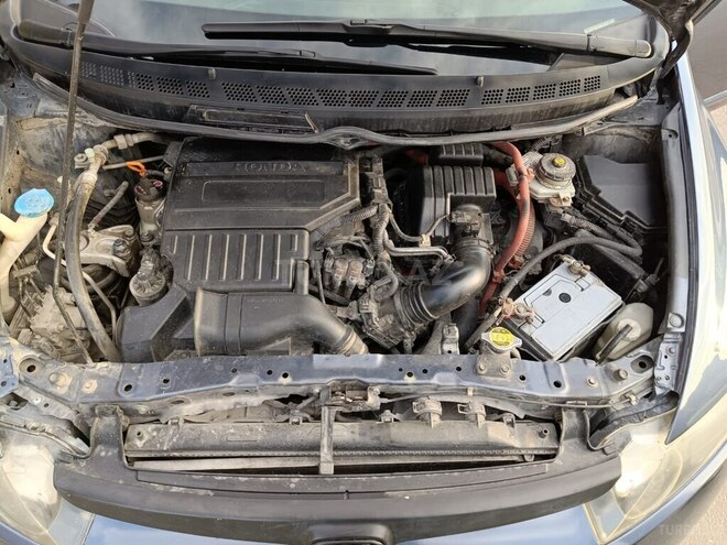 Honda Civic 2007, 396,000 km - 1.3 л - Bakı