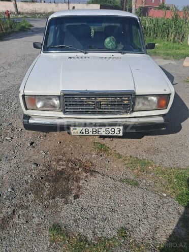 LADA (VAZ) 2107 2002, 98,000 km - 1.6 l - Ucar