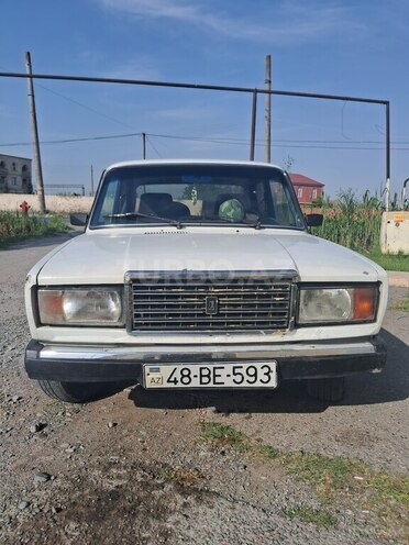 LADA (VAZ) 2107 2002, 98,000 km - 1.6 l - Ucar