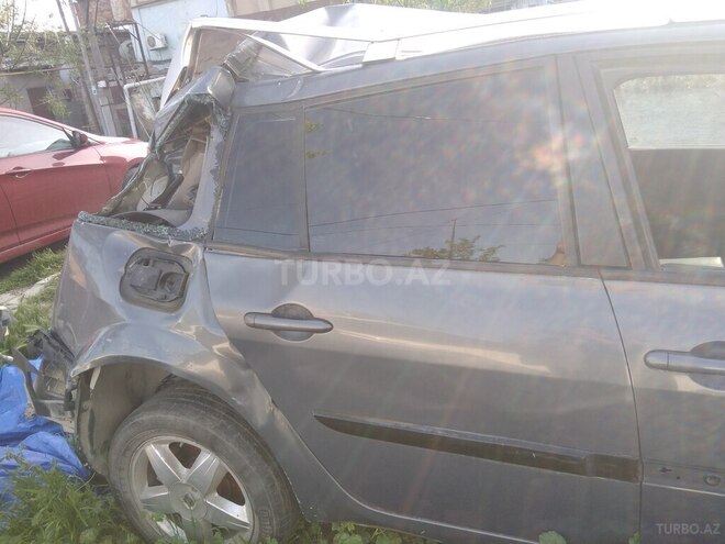 Renault Megane 2007, 200,000 km - 1.5 l - Bakı