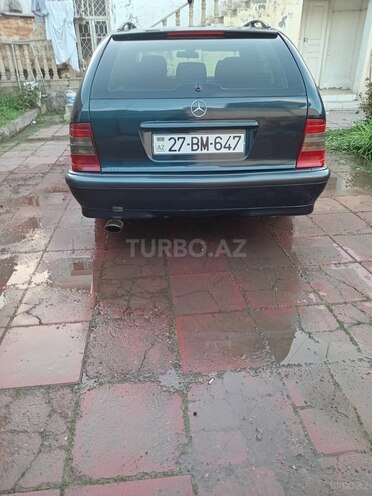 Mercedes C 200 1998, 452,000 km - 2.0 l - Yevlax