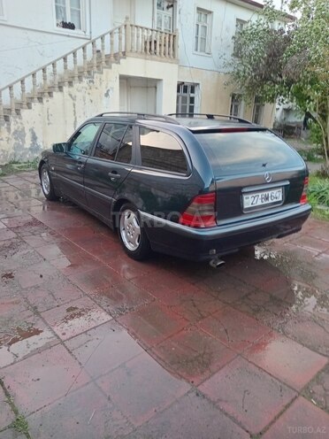 Mercedes C 200 1998, 452,000 km - 2.0 l - Yevlax