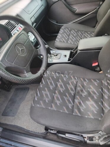 Mercedes C 200 1998, 452,000 km - 2.0 l - Yevlax