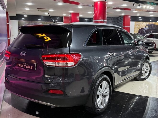Kia Sorento-9
