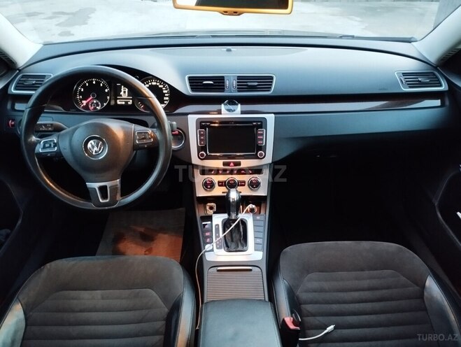 Volkswagen Passat 2011, 182,277 km - 1.8 l - Bakı