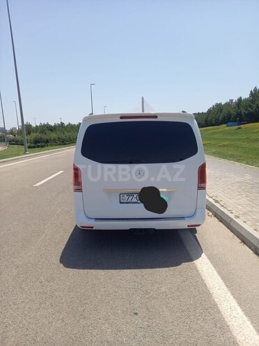 Mercedes  2017, 187,000 km - 2.0 l - Bakı
