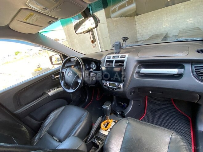 Kia Sportage 2006, 225,000 km - 2.0 l - Bakı