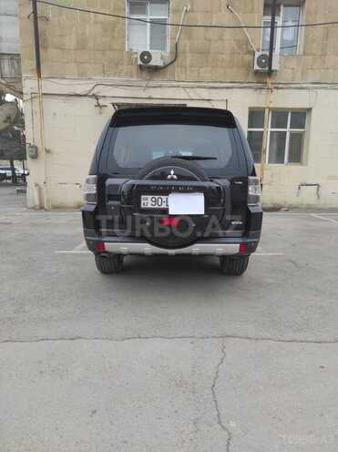 Mitsubishi Pajero 2007, 268,000 km - 3.0 l - Bakı